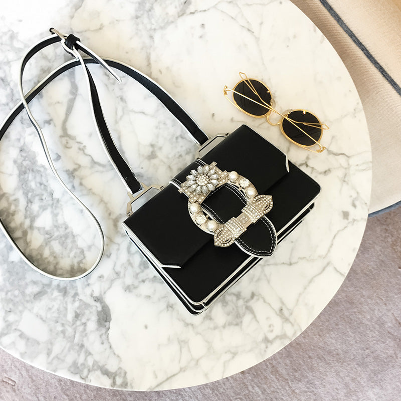 Bolsos famosos de diseñador de moda para mujer Bolsos de diseñador con cierre de diamantes Bolsos de mano de piel sintética de calidad para mujer Bolsos de hombro elegantes para mujer