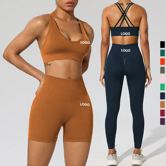 XW-Q059+Q061 Conjunto de 3 piezas de ropa deportiva de moda de color sólido con logotipo personalizado para yoga, deportes, gimnasio y fitness para mujeres